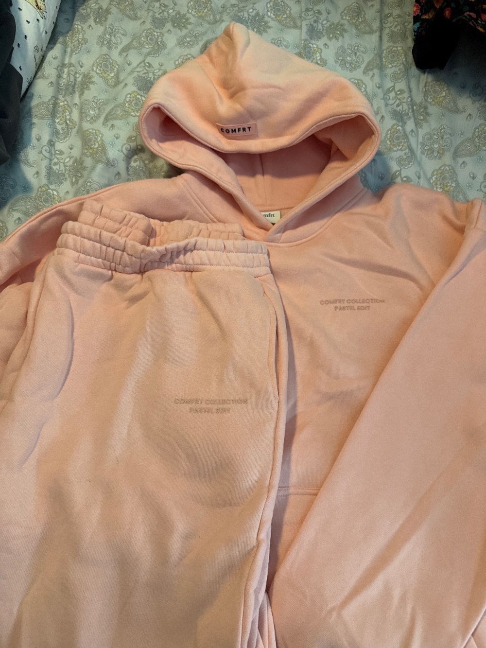 Comfrt Pastel Collection Hoodie & Joggers Set - 3xl Excellent Condition